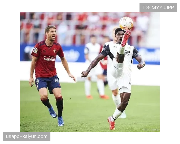 奥萨苏纳门将的神奇三月:连续三场零封助球队保级