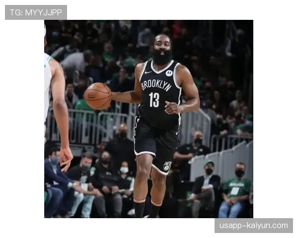 战术板:解析上海久事“一大四小”阵容在第三阶段的攻防效率提升